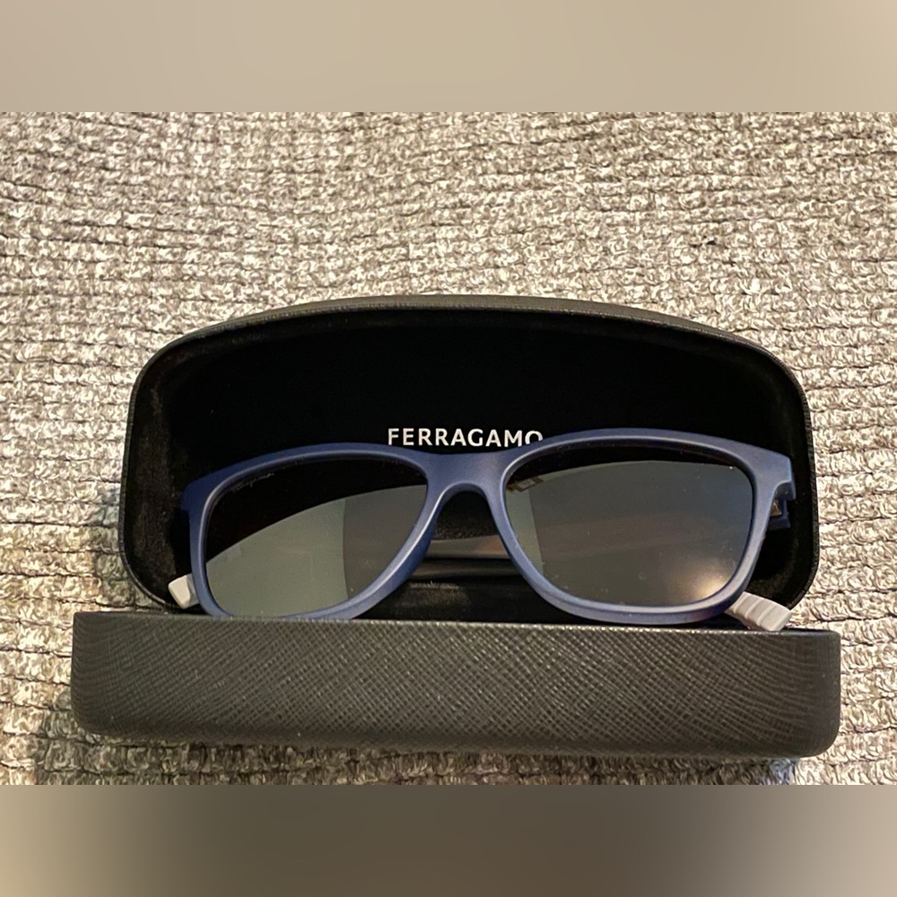 NWB Ferragamo sunglasses with full inclusion